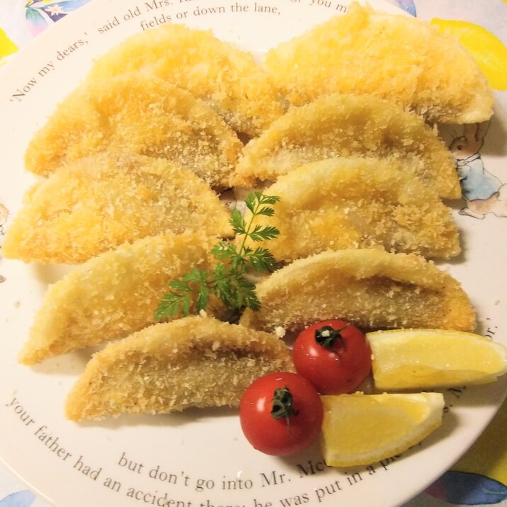 カレーチーズ揚げ餃子　カレーチーズ揚げ餃子フライ